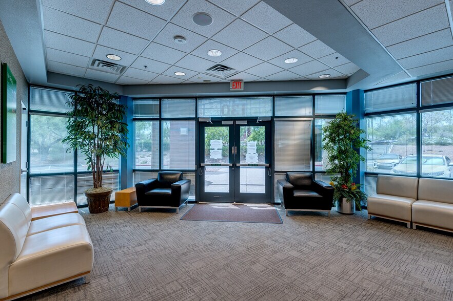 More Photos Of 10750 W Charleston Blvd, Las Vegas Office For Lease