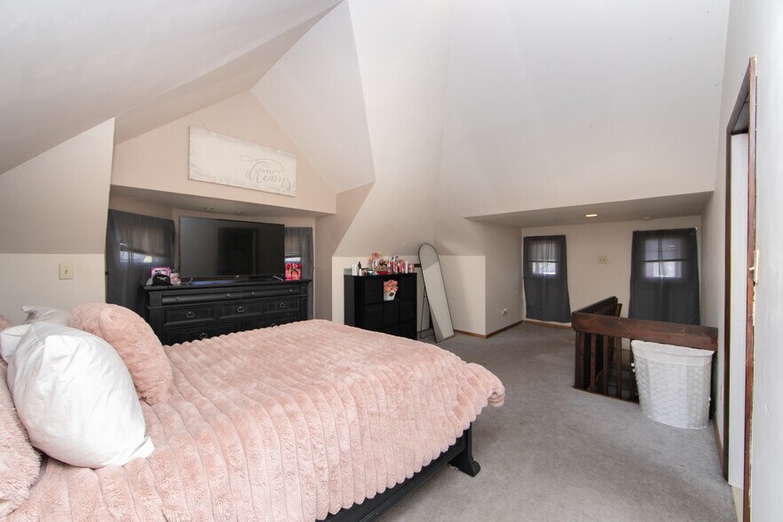 More Photos Of 604 White Horse Pike, Oaklyn Storefront For Sale