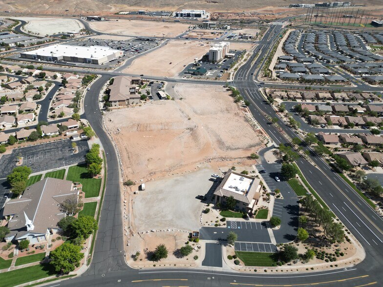 More Photos Of Sun River Parkway, St George Land For Sale
