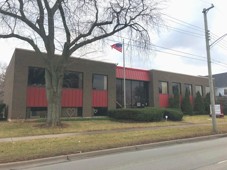 More Photos Of 540 W Galena Blvd, Aurora Office For Lease