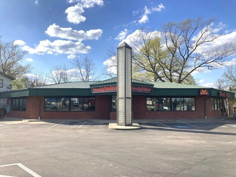 Primary Photo Of 2072 E Midlothian Blvd, Youngstown Freestanding For Lease