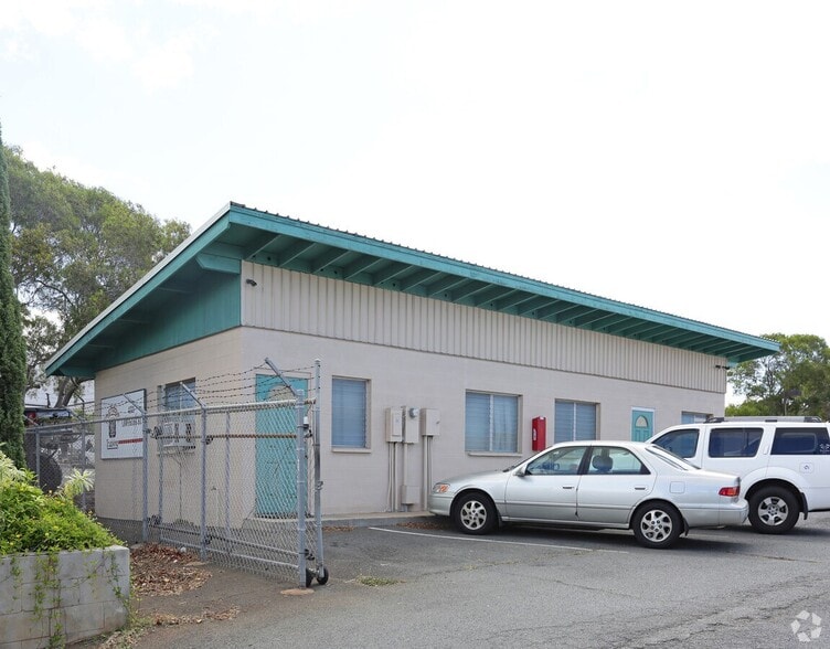 More Photos Of 4321 Lawehana St, Honolulu Land For Lease