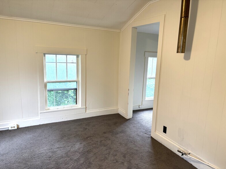 More Photos Of 358 E 4th St, Jamestown Multifamily For Sale