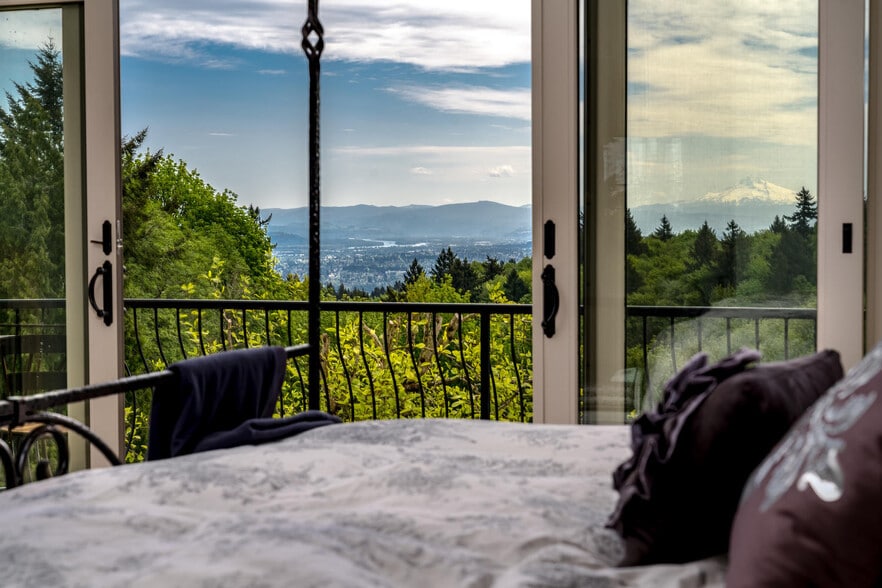 More Photos Of 6220 NW Skyline Blvd, Portland Specialty For Sale