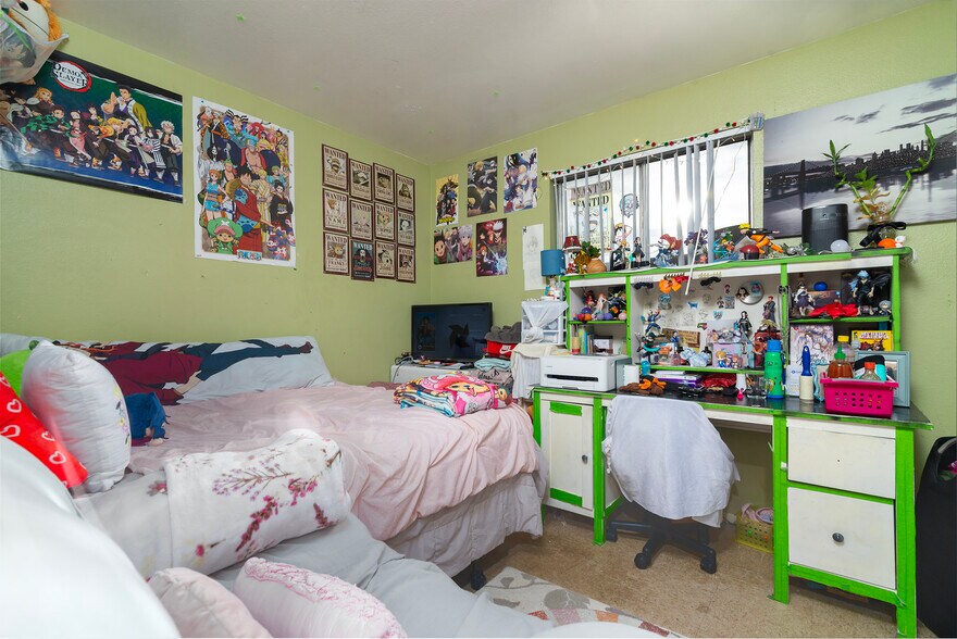 More Photos Of 2444 E Willetta St, Phoenix Multifamily For Sale