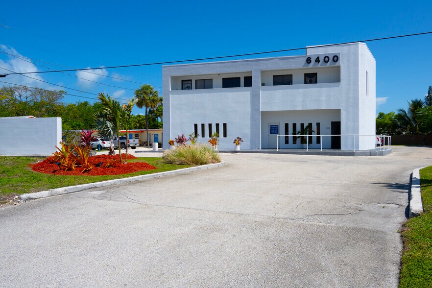 More Photos Of 6400 Overseas Hwy, Marathon Medical For Lease