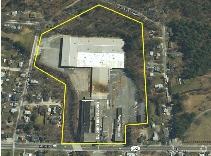 More Photos Of 288 Main St, Monson Warehouse For Lease