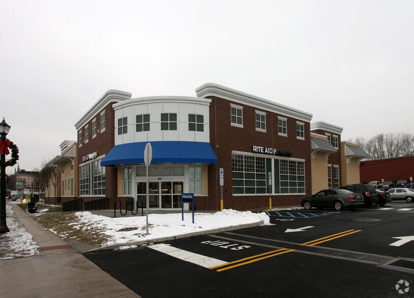 More Photos Of 237 E Lancaster Ave, Wayne Drugstore For Sale