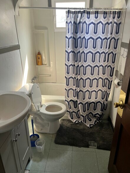 More Photos Of 159 Vulcan St, Buffalo Apartments For Sale