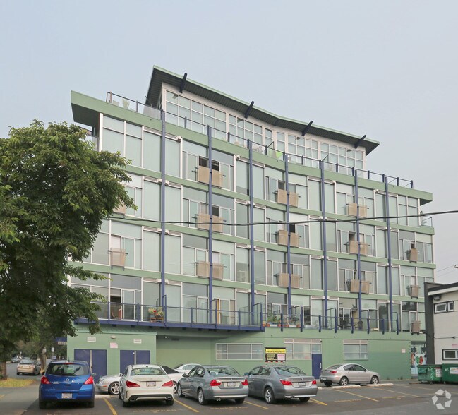 More Photos Of 1057-1061 Fort St, Victoria Apartments For Lease