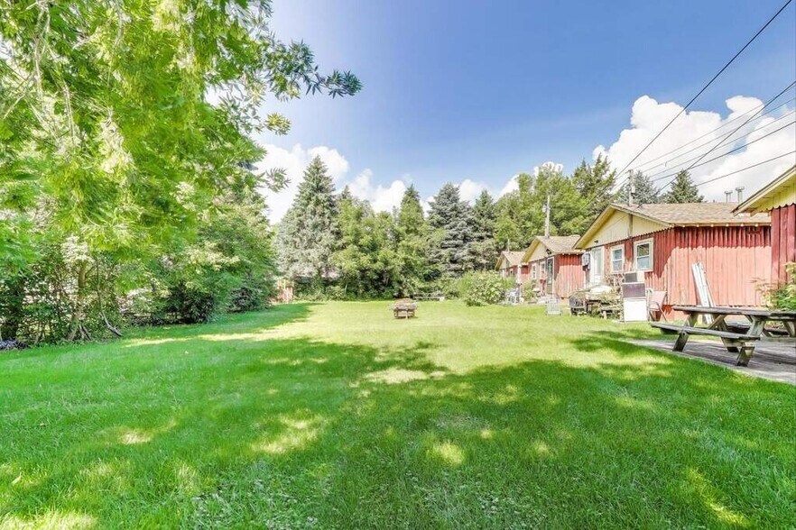More Photos Of 26211 W IL Route 173, Antioch Restaurant For Sale