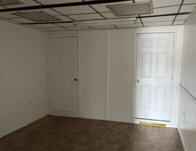More Photos Of 5052 Southern Blvd, Virginia Beach Warehouse For Lease