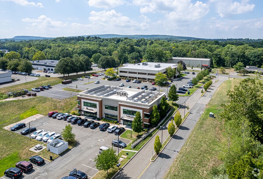 More Photos Of I-91 Corridor EXIT 21, Middletown Coworking Space