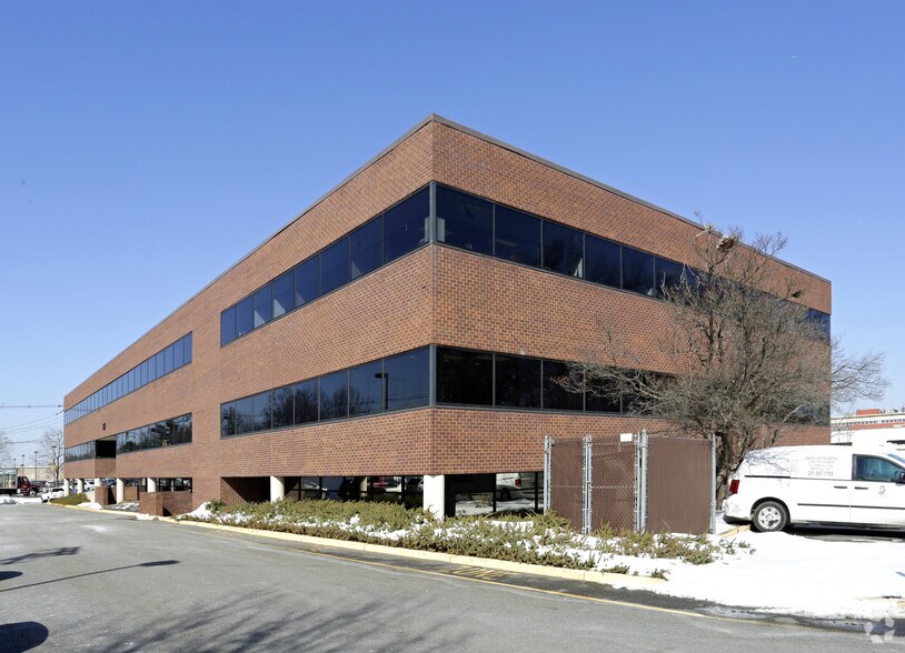 More Photos Of 25 E Spring Valley Ave, Maywood Office For Lease