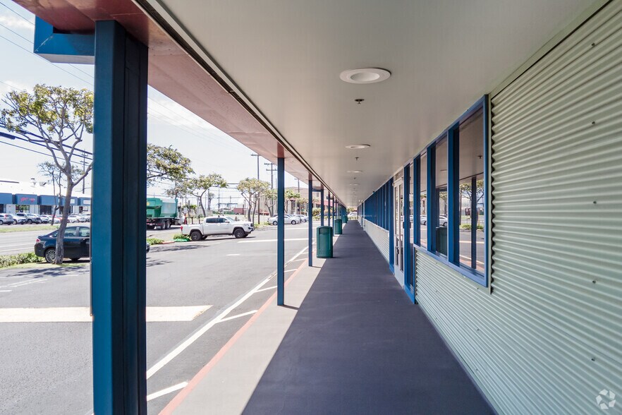 More Photos Of 120 Sand Island Access Rd, Honolulu Warehouse For Lease