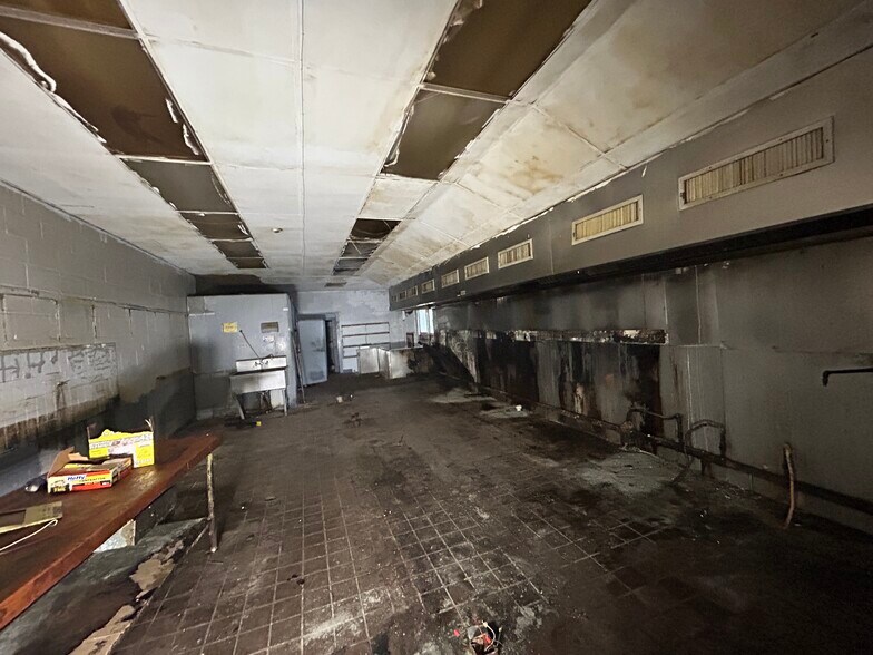 More Photos Of 602 Ridge Rd, Webster Restaurant For Sale