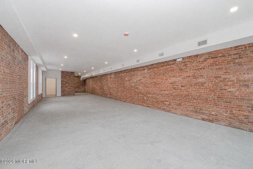 More Photos Of 135 Main St, Matawan Storefront Retail Residential For Lease