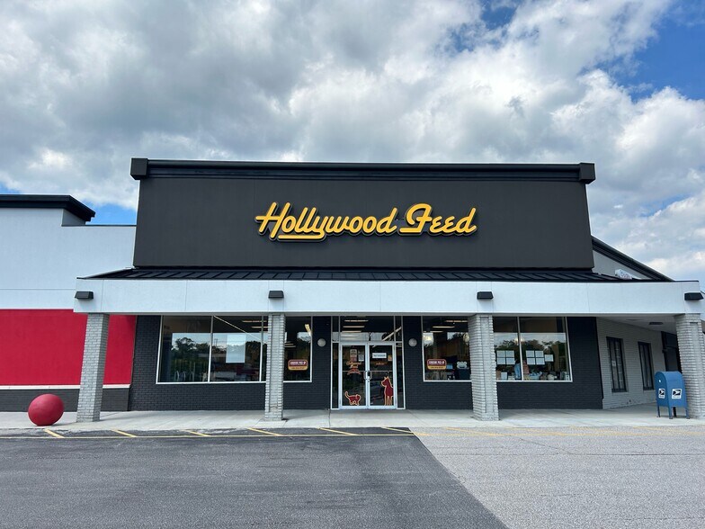 More Photos Of 27049 Chagrin Blvd, Woodmere Unknown For Lease