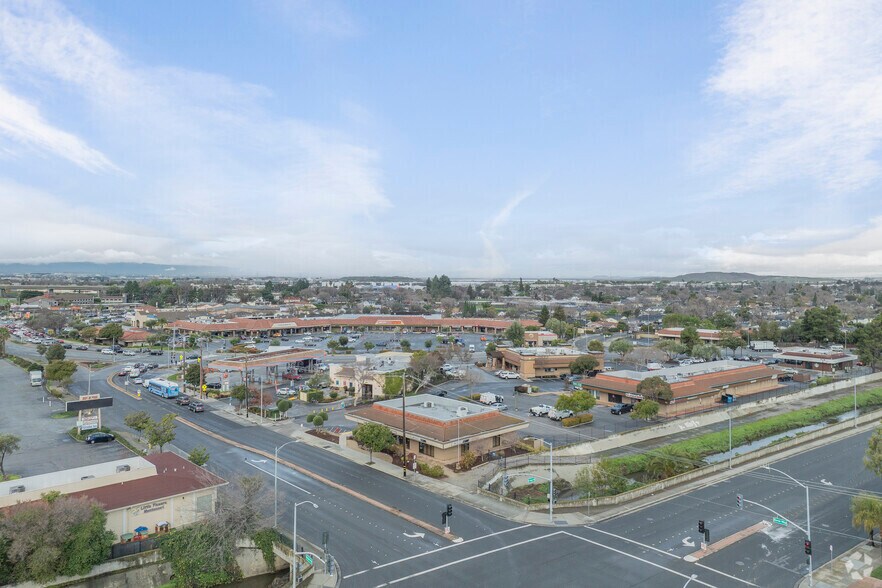 More Photos Of 101-105 Serra Way, Milpitas Freestanding For Lease