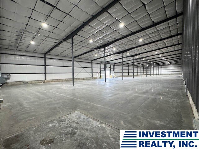 More Photos Of 405 Matlock Dr, Saint James Industrial For Lease
