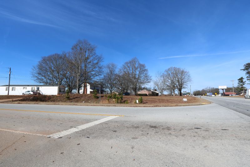 More Photos Of 2190 Highway 101 S, Greer Land For Sale