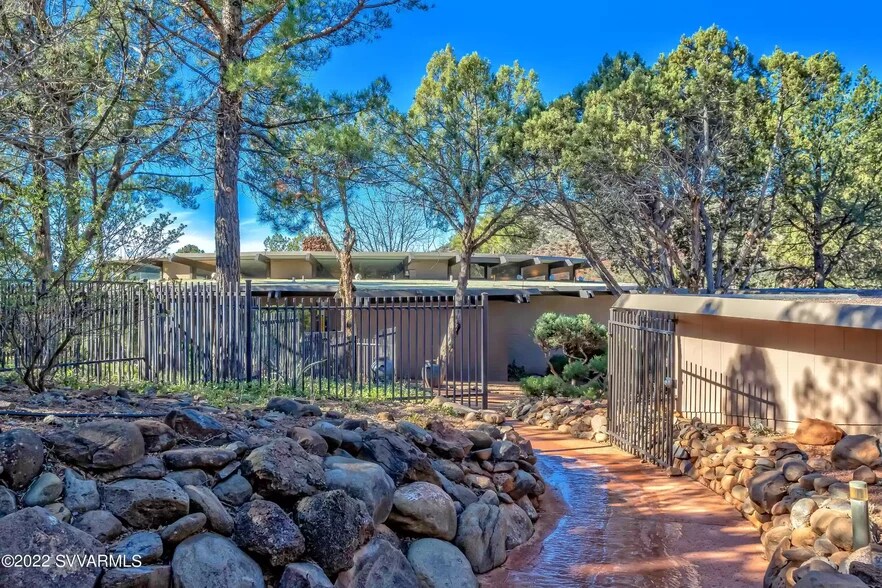 More Photos Of 225 Chimney Rock Trl, Sedona Apartments For Sale