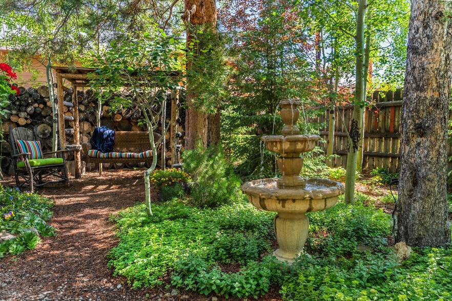 More Photos Of 717 Lake Ave, Grand Lake Specialty For Sale