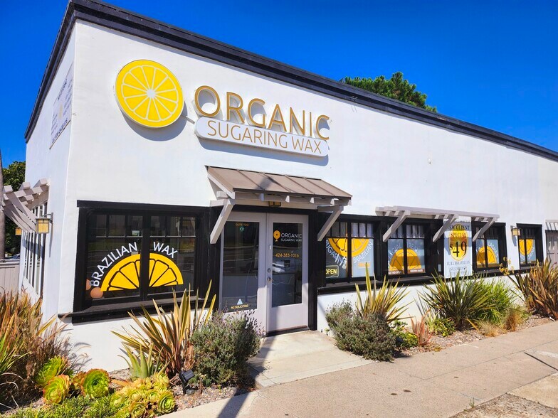 More Photos Of 101 N Pacific Coast Hwy, Redondo Beach Storefront Retail Office For Lease