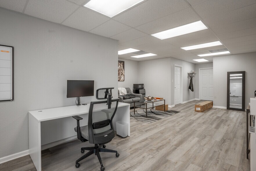 More Photos Of 3999 Highway PP, Poplar Bluff Medical For Sale