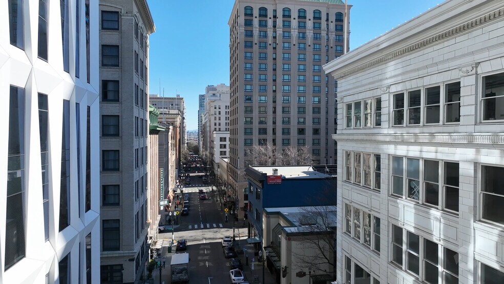 Primary Photo Of 800-808 SW Alder St, Portland Office For Sale
