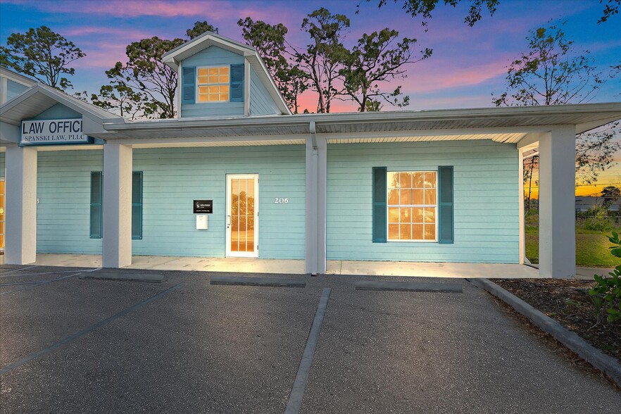 More Photos Of 946 Tamiami Trl, Port Charlotte Medical For Lease