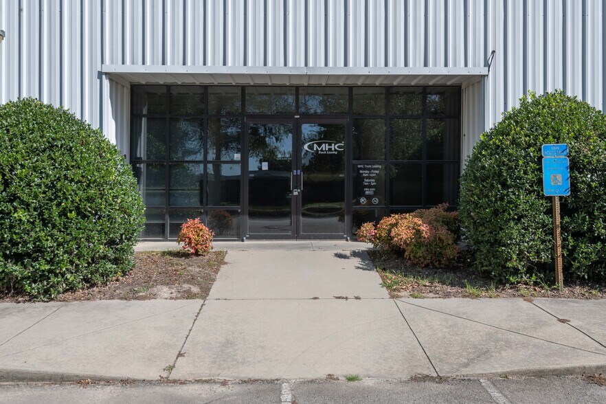 More Photos Of 1830 Athens Hwy, Gainesville Truck Terminal For Lease