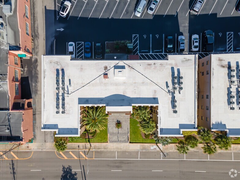 More Photos Of 924 N Magnolia Ave, Orlando Office For Lease