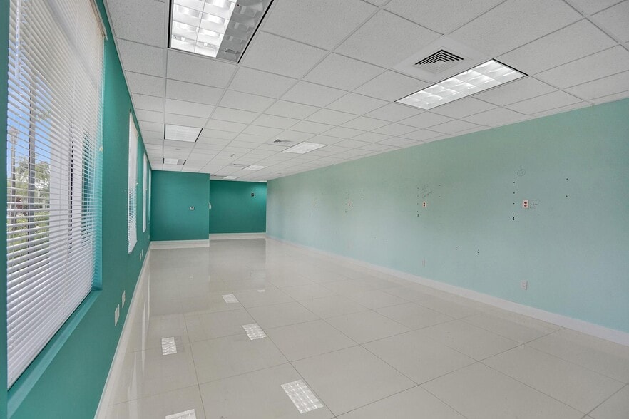 More Photos Of 15620 SW 29th St, Miramar Medical For Sale