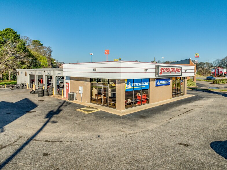 More Photos Of 2718 Zelda Rd, Montgomery Auto Repair For Sale