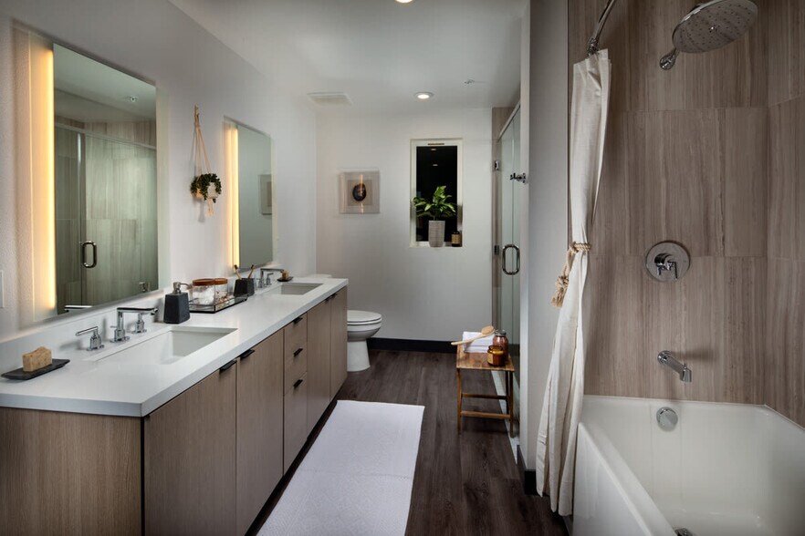 More Photos Of 11924 W Washington Blvd, Los Angeles Apartments For Lease