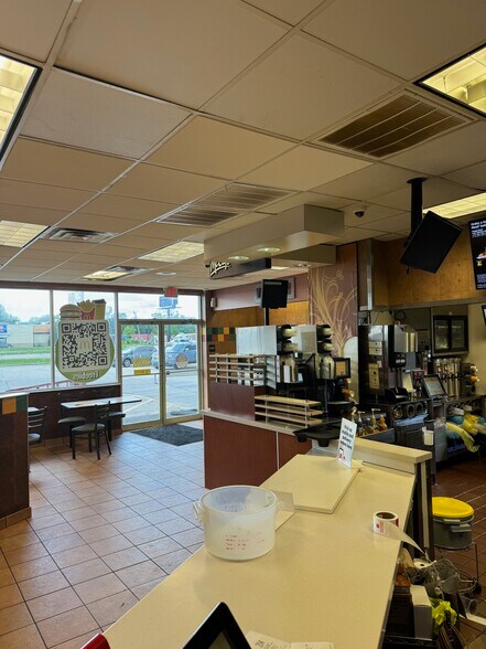 More Photos Of 13496 Highway 73, Geismar Fast Food For Sale