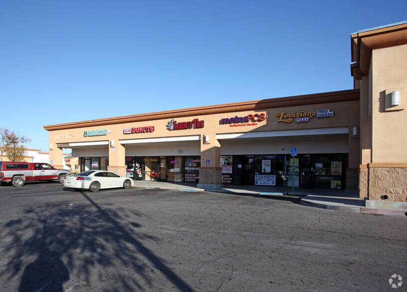 More Photos Of 1033-1043 E Avenue J, Lancaster Restaurant For Lease