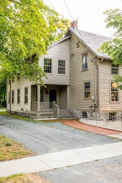 Primary Photo Of 16 Hudson St, Kinderhook Storefront Retail Residential For Lease