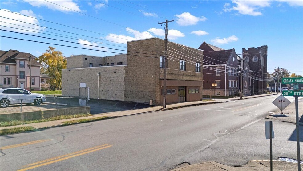 More Photos Of 2000 Dudley Ave, Parkersburg Loft Creative Space For Lease