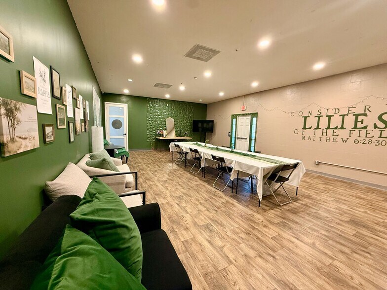 More Photos Of 1807 Rogero Rd, Jacksonville Medical For Lease