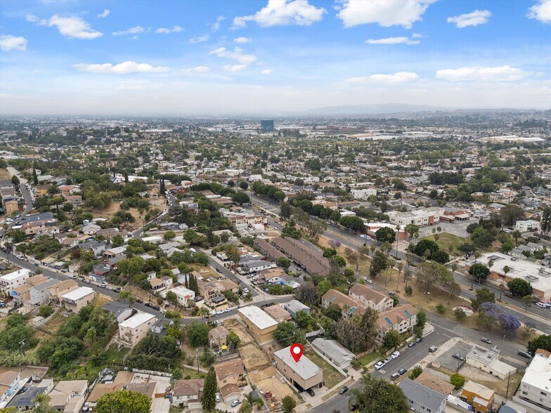 More Photos Of 3925 Barrett Rd, Los Angeles Apartments For Sale