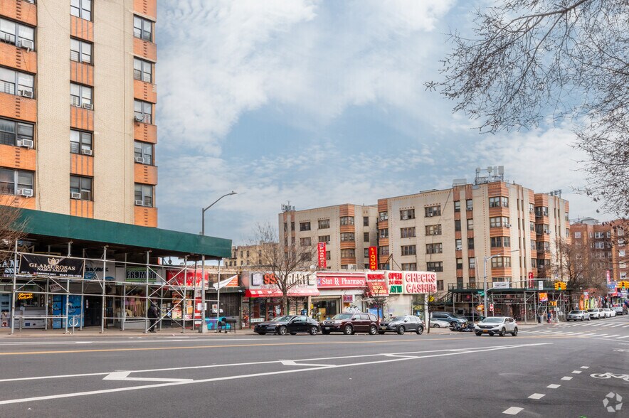More Photos Of 231-241 E 167th St, Bronx General Retail For Sale