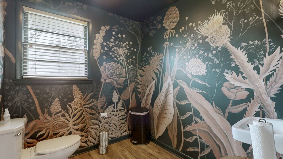More Photos Of 2898 Elm Hill Pike, Nashville Office Residential For Sale