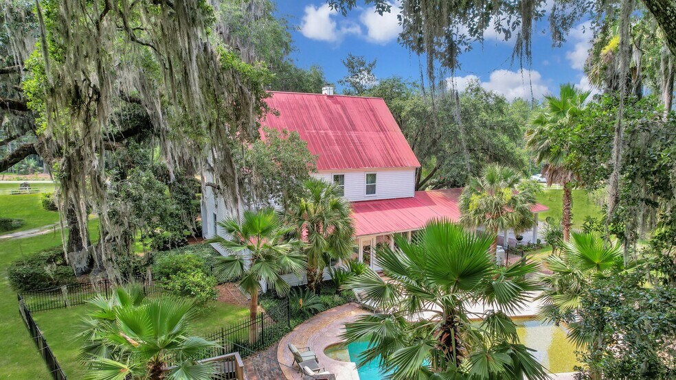 More Photos Of 1871 GA Highway 99, Brunswick Specialty For Sale