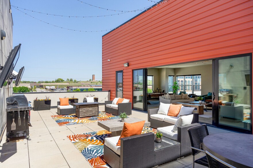 More Photos Of 110 N Boston Ave, Tulsa Multifamily For Sale