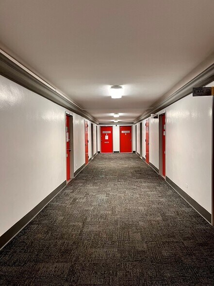 More Photos Of 205-07 Hillside Ave, Hollis Storefront Retail Office For Lease