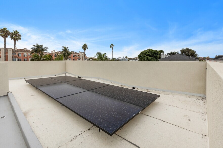 More Photos Of 243 Dahlia Ave, Imperial Beach Apartments For Sale
