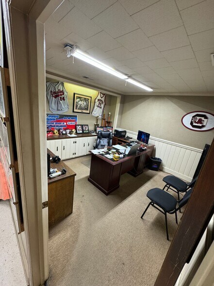 More Photos Of 2032 Sylvester Dr, Moultrie Warehouse For Sale