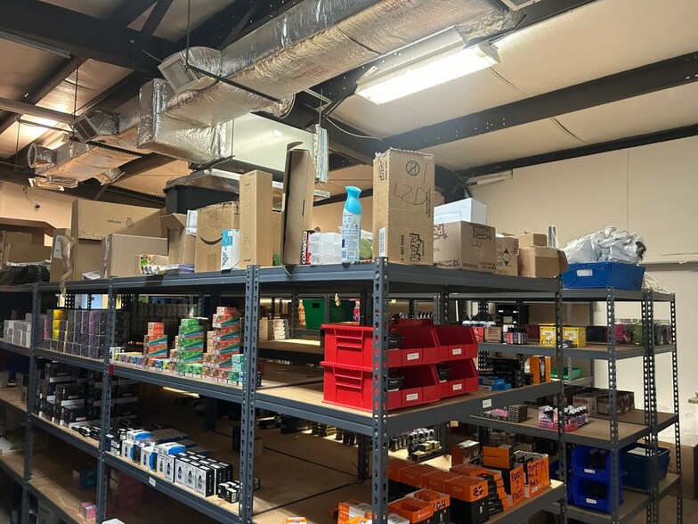 More Photos Of 104 Industry Dr, Yorktown Light Distribution For Sale